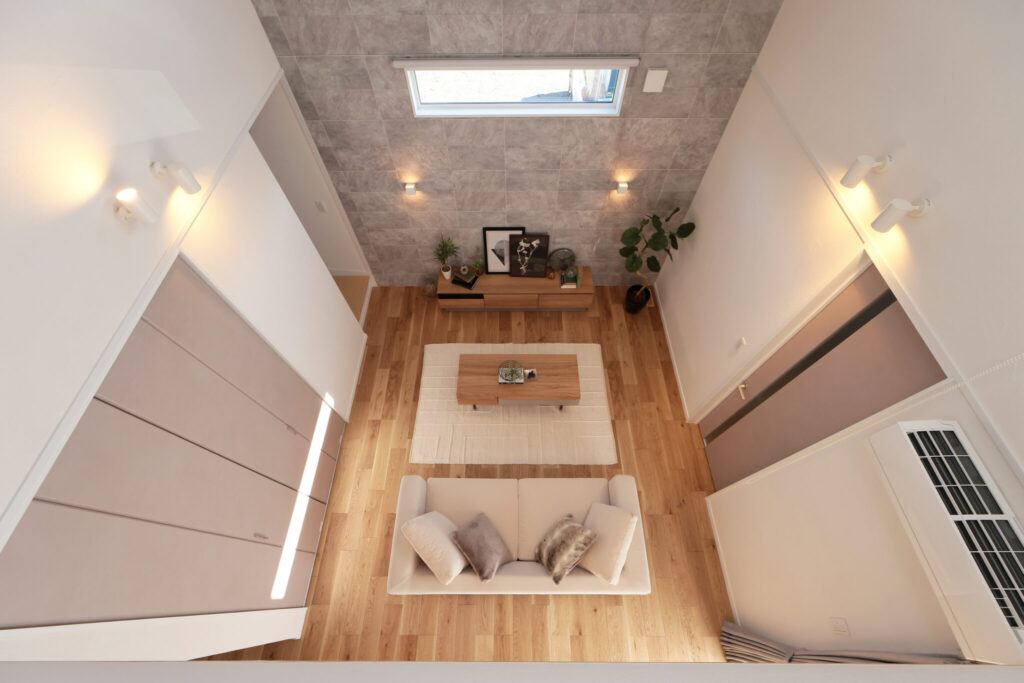 ロフトから撮影したリビング