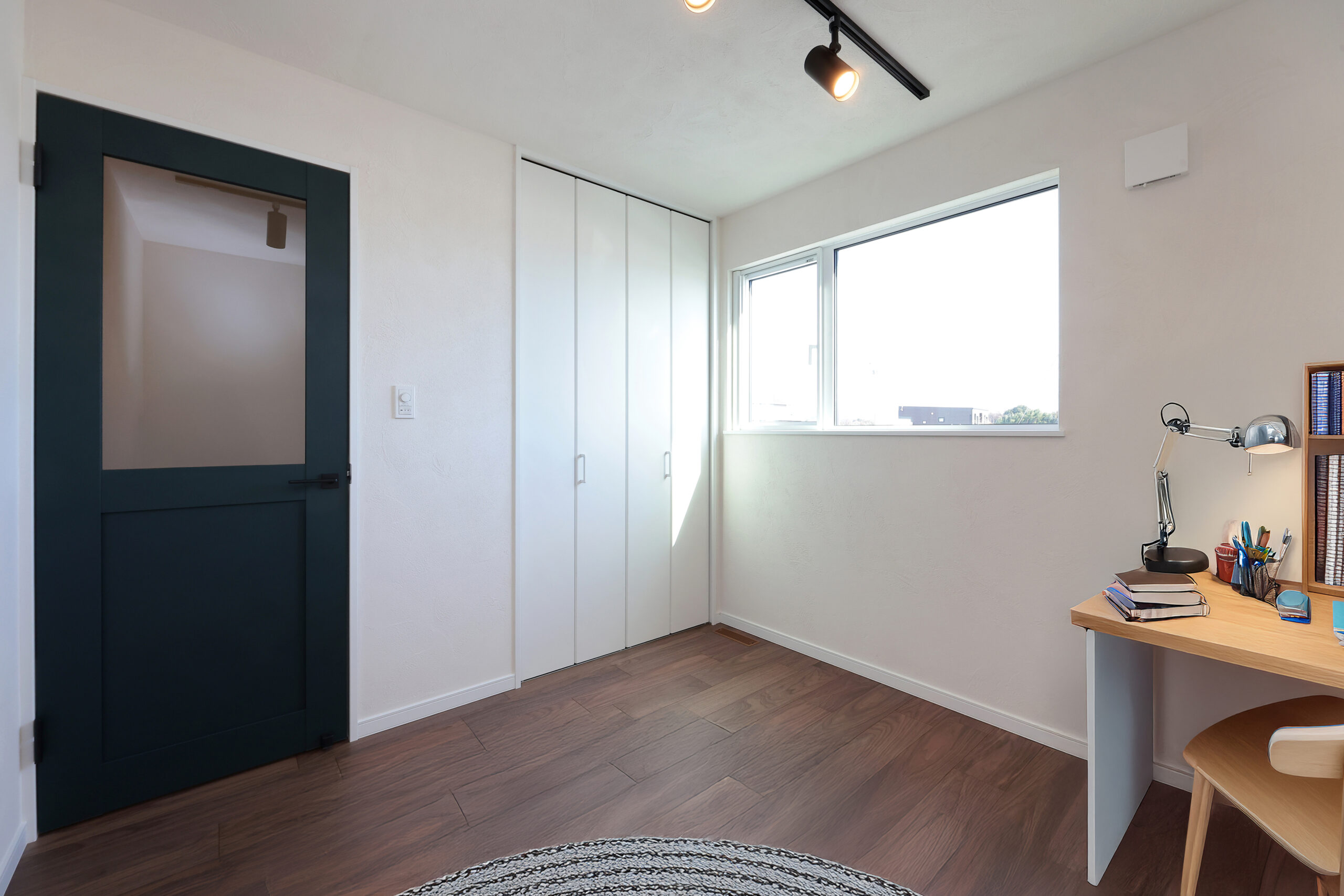 クローゼット付き洋室