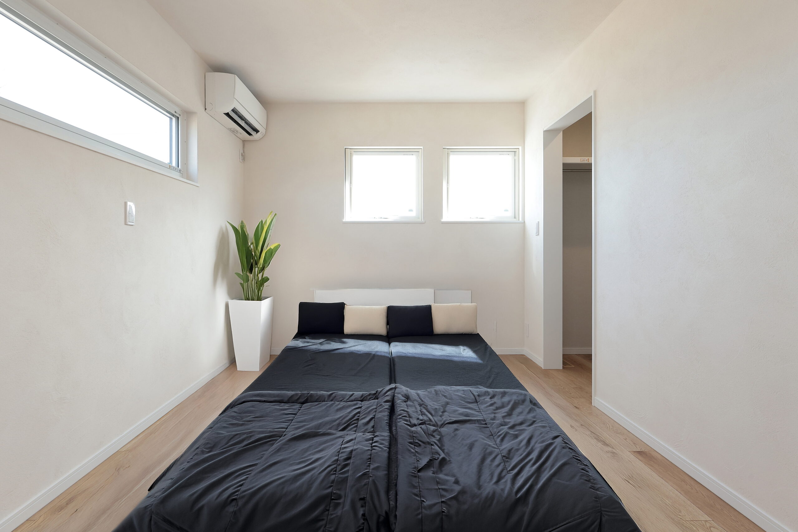 WIC付きの主寝室