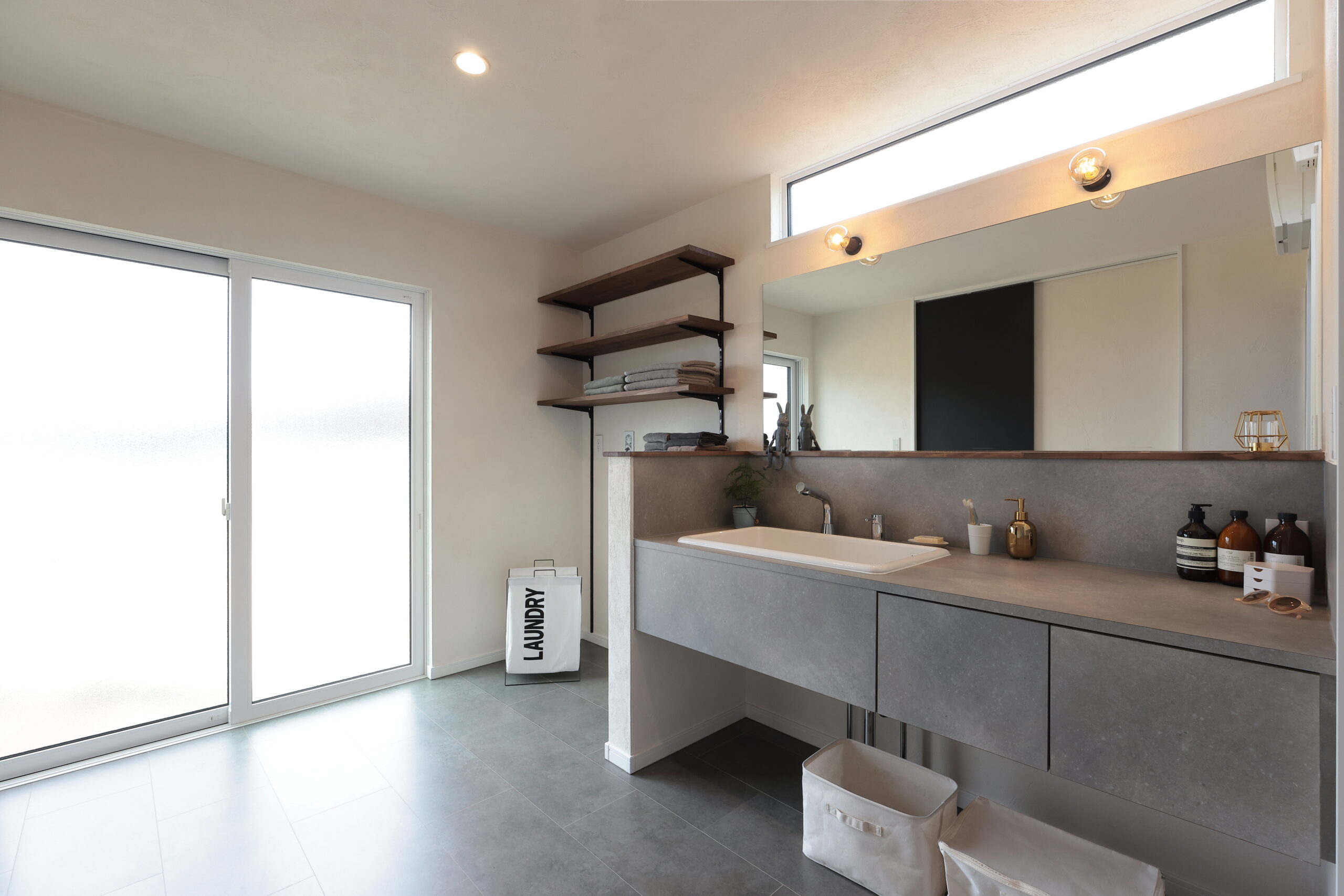 広々ランドリースぺス＆洗面台