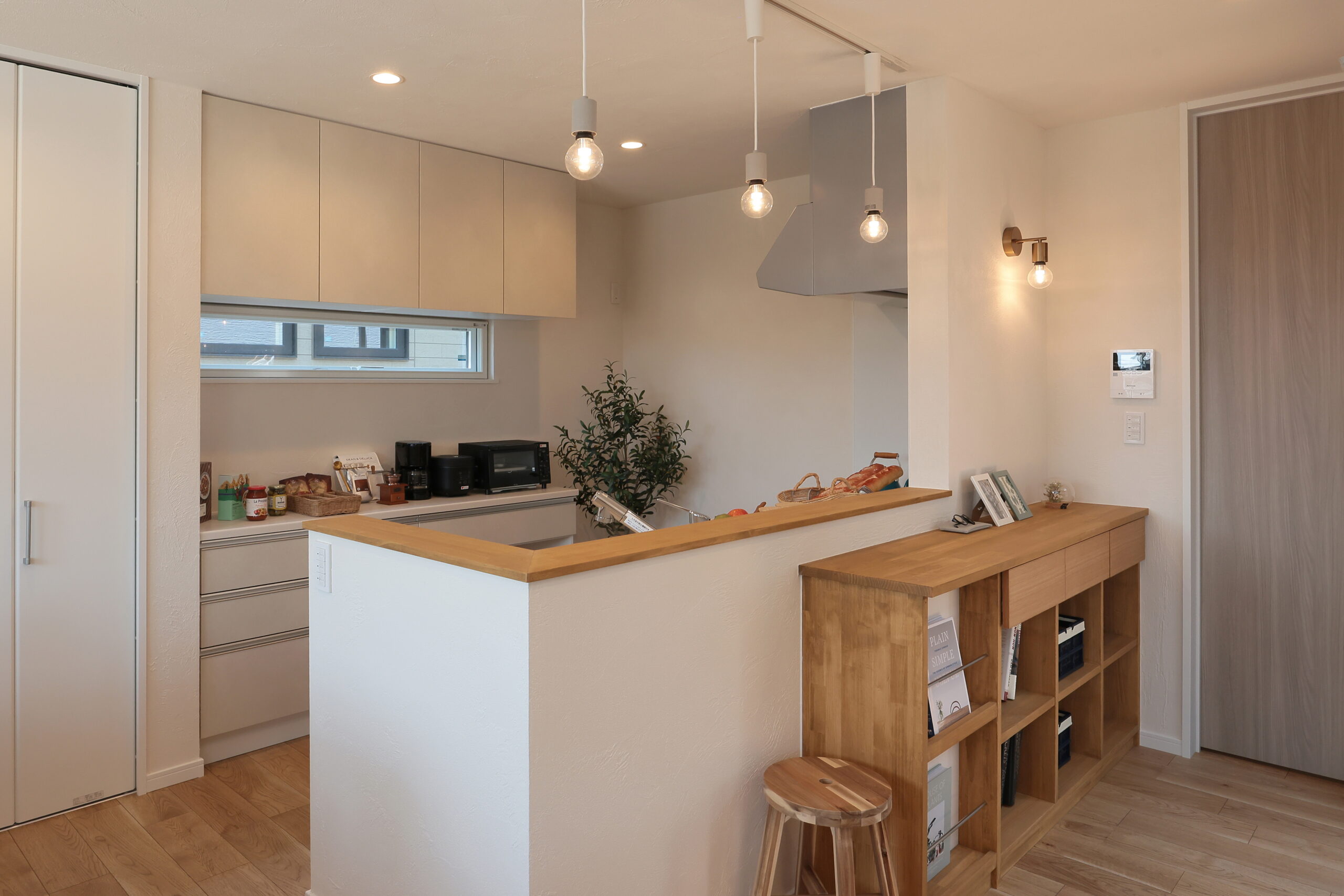 収納にこだわったキッチン